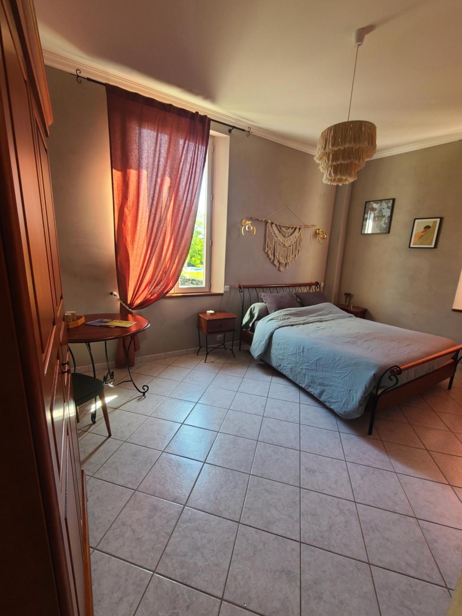 Les Dependances Du Chateau Noailles  Exterior photo