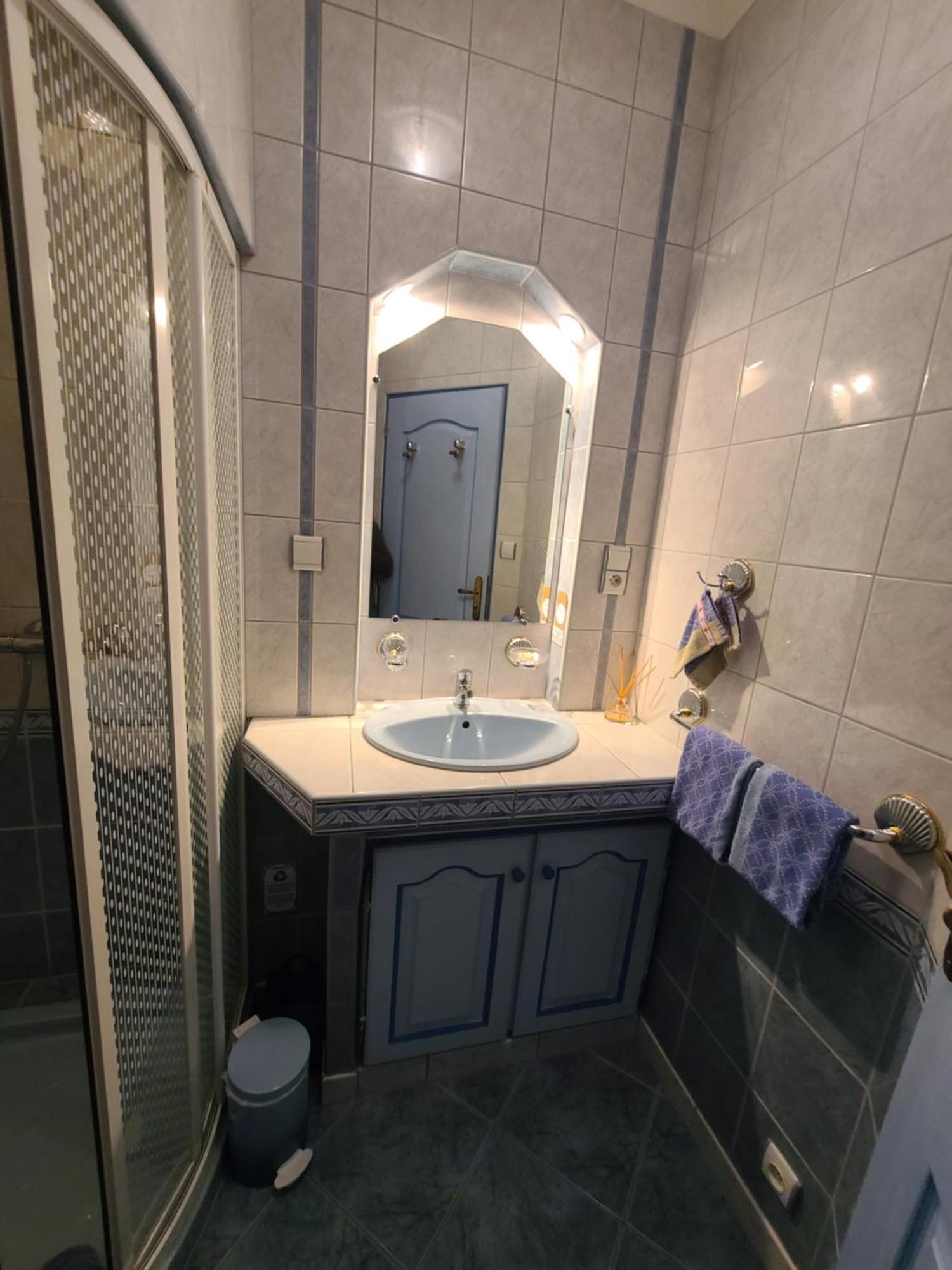 Les Dependances Du Chateau Noailles  Room photo