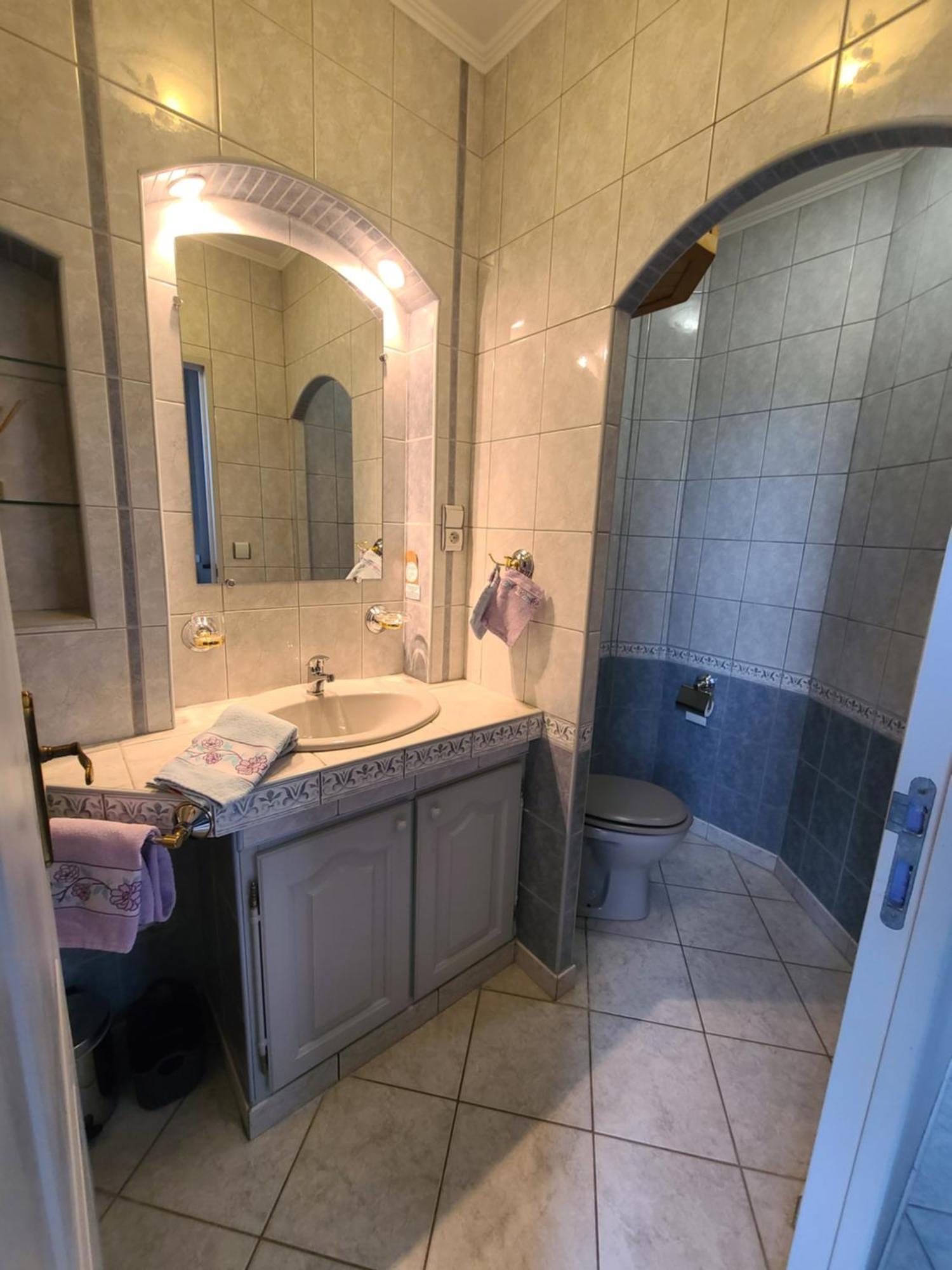Les Dependances Du Chateau Noailles  Room photo